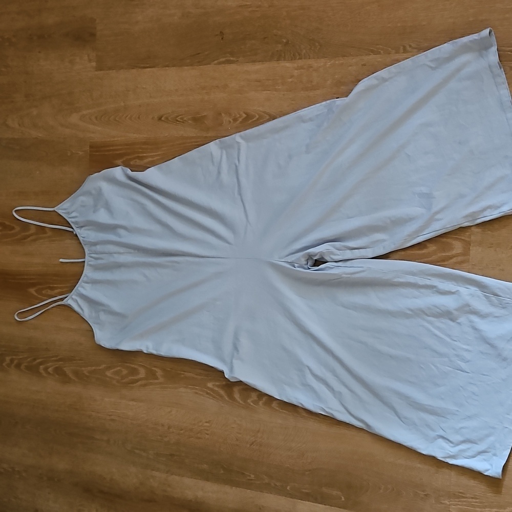 Zara Gray Jumpsuit Effortlessly Stylish and Versatile - Picture 5 of 8
